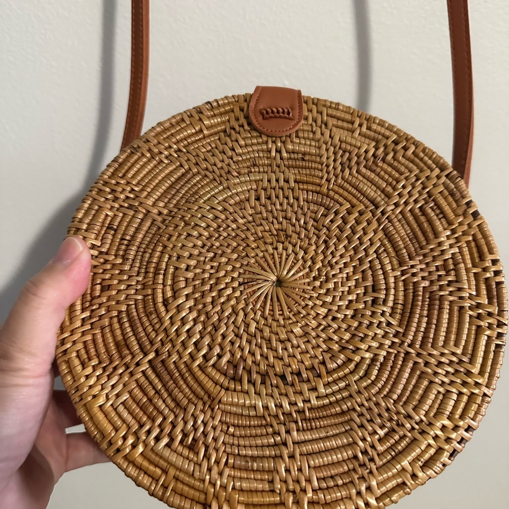 Bali Rattan round bag - Picture 2 of 3
